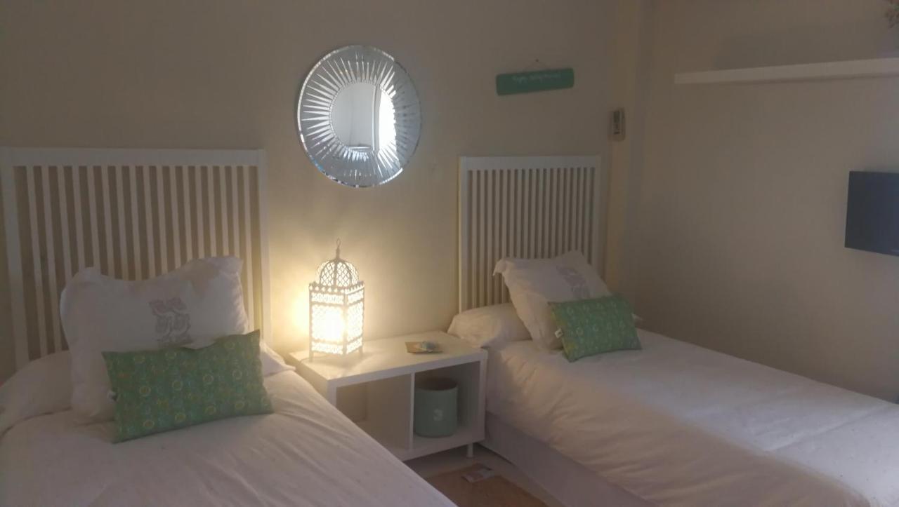 Apartamentos Flamenco B&B Séville Extérieur photo