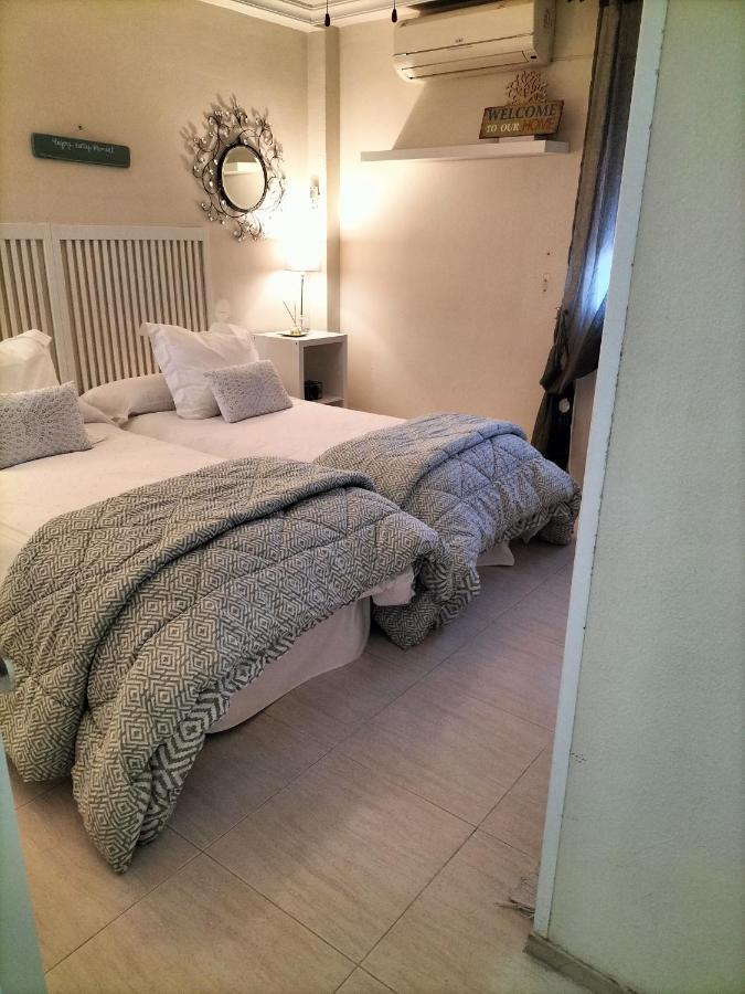 Apartamentos Flamenco B&B Séville Extérieur photo