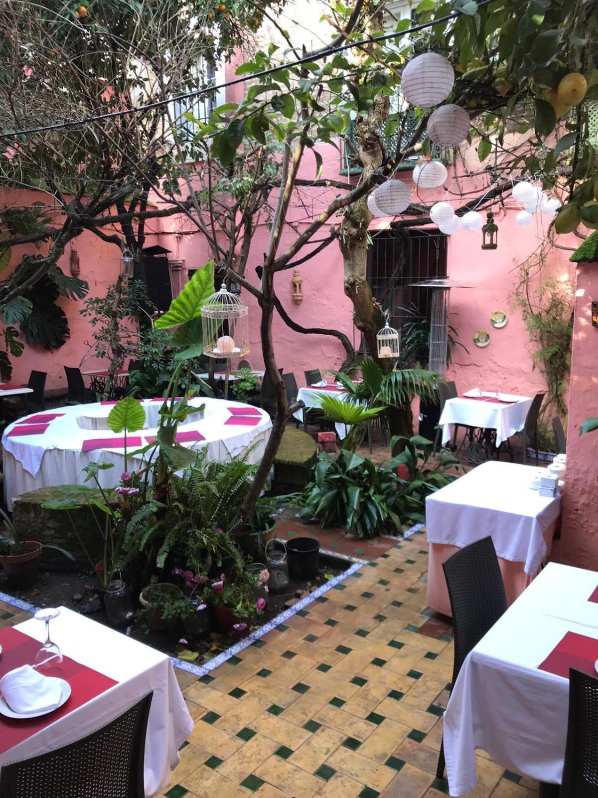 Apartamentos Flamenco B&B Séville Extérieur photo